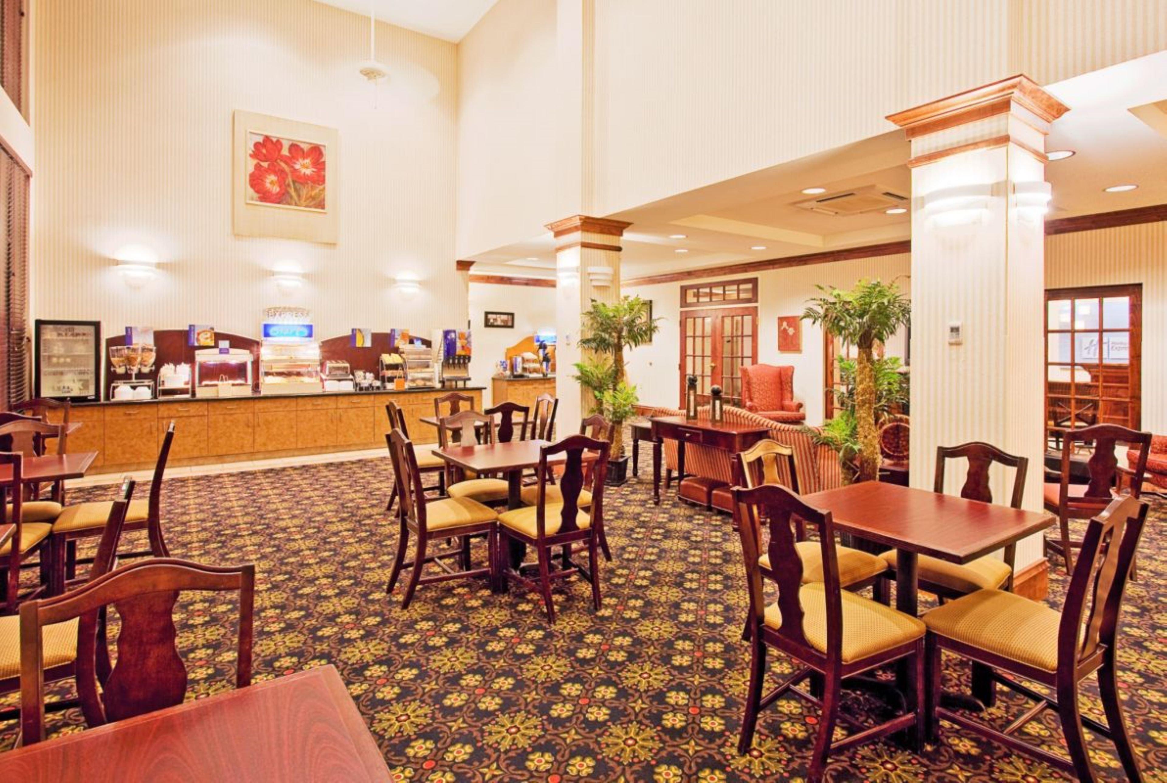 卢斯代尔智选假日套房酒店 Lucedale 外观 照片